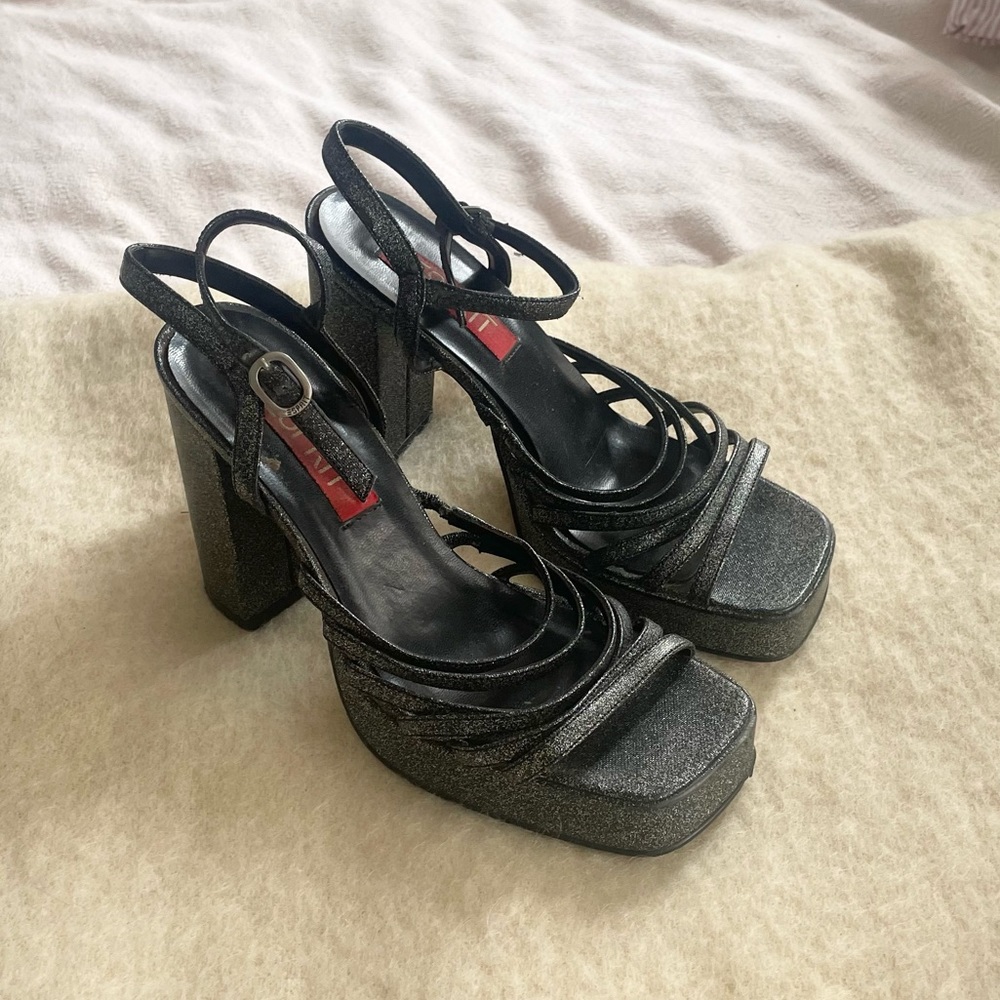 silver sparkly esprit platform heels